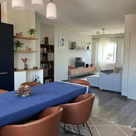 Grand Appartement Renove Au Coeur De Royan Exterior foto
